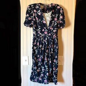 Vintage Karin Stevens Women’s 90s Midi Dress Size 8 Navy Blue Pink Floral